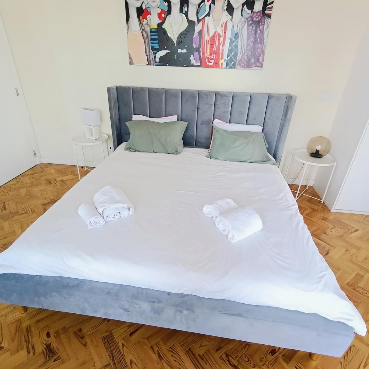 Duplex For 8 Apartamento Lisboa